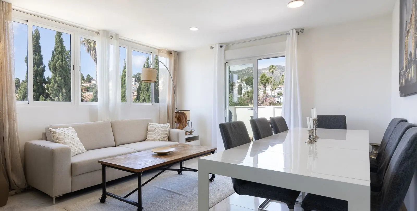 Sale of penthouse in Torremolinos 3