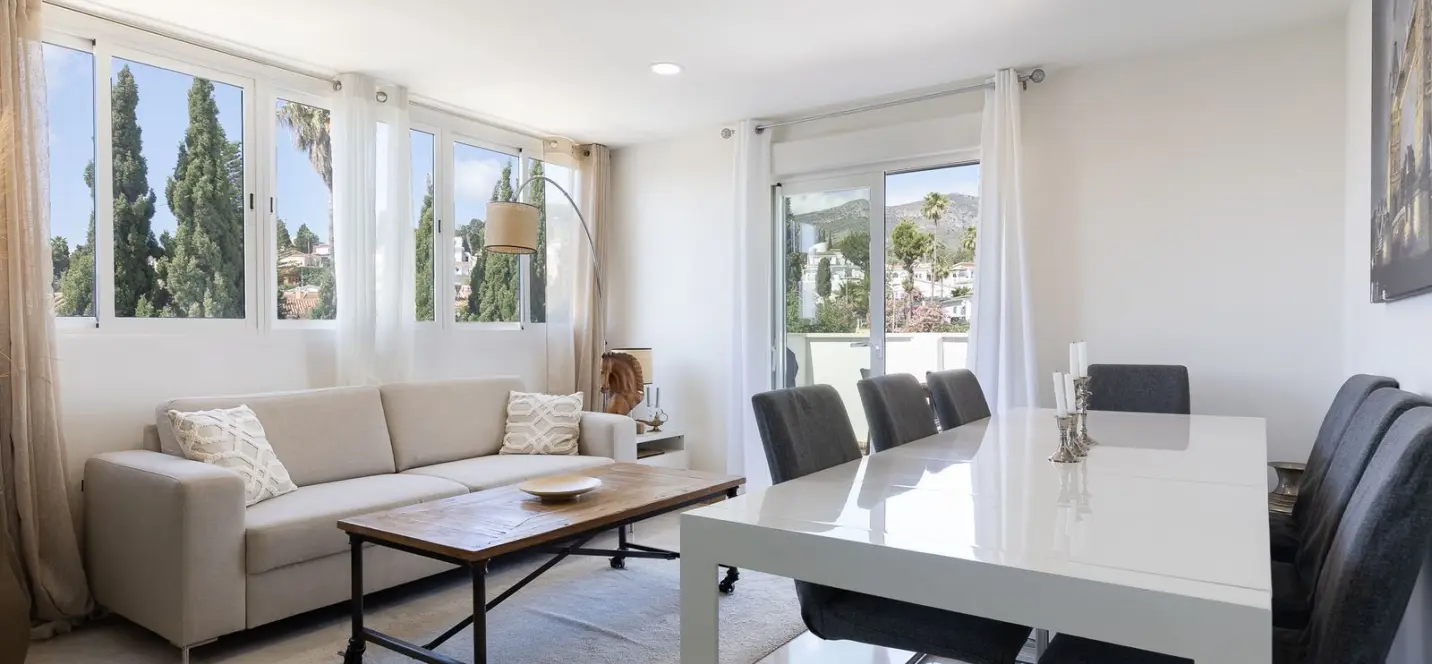 Sale of penthouse in Torremolinos 2