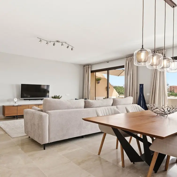 Sale of penthouse in La Duquesa