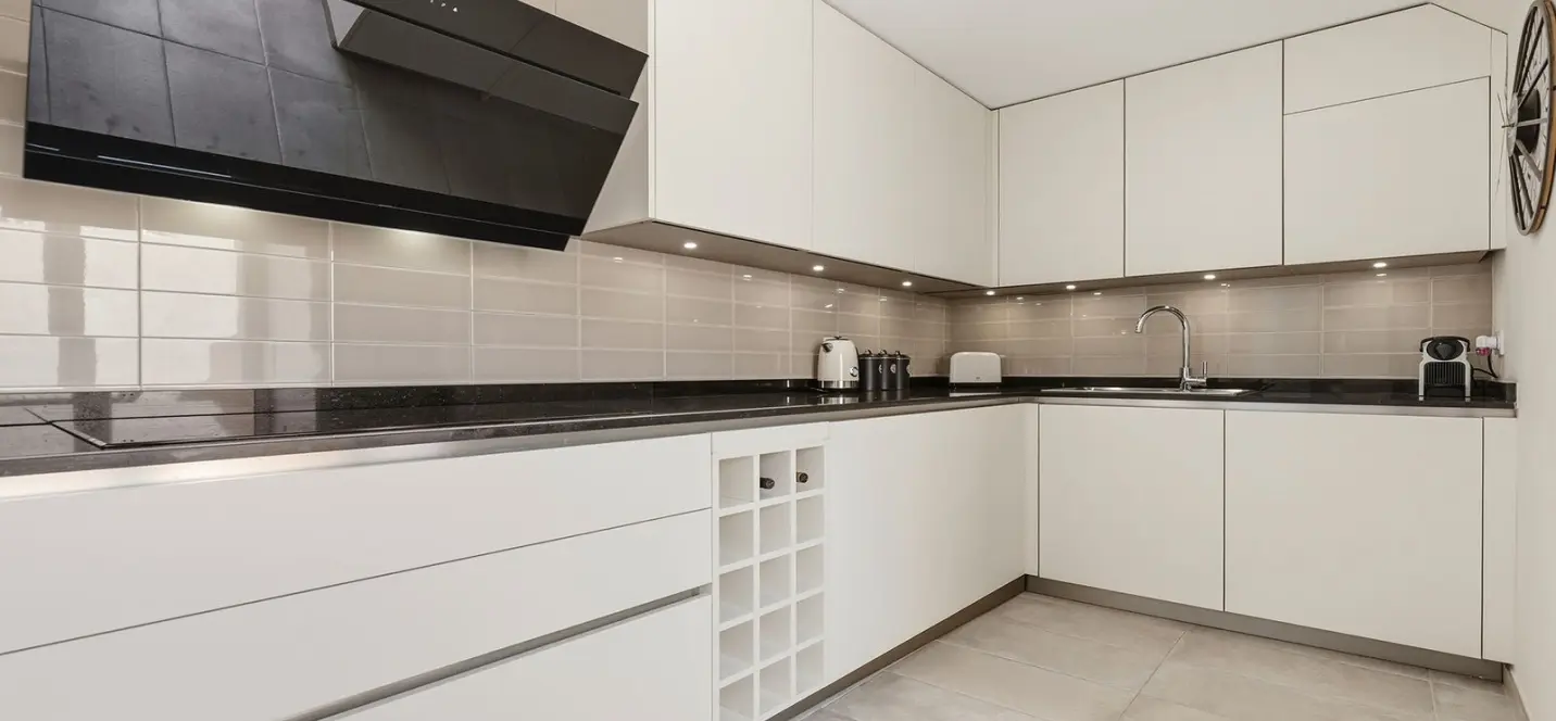 Sale of penthouse in La Duquesa 3