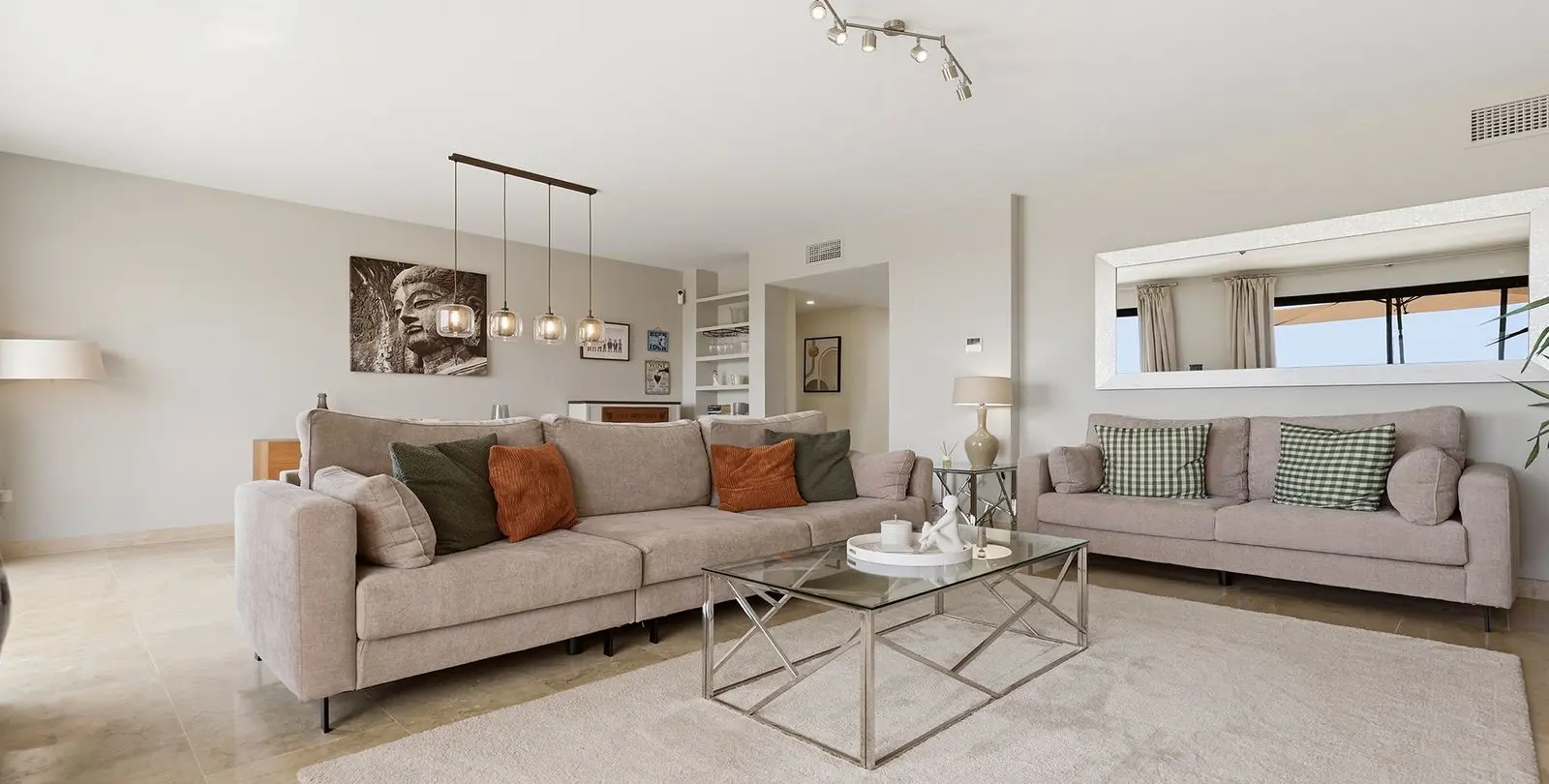 Sale of penthouse in La Duquesa 5