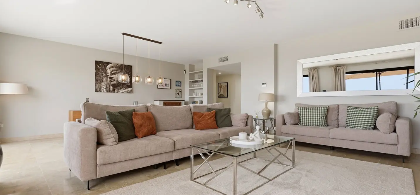 Sale of penthouse in La Duquesa 4