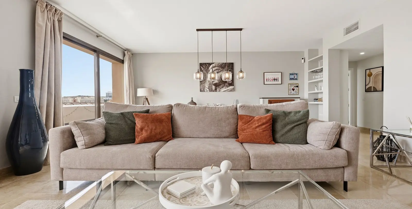 Sale of penthouse in La Duquesa 7