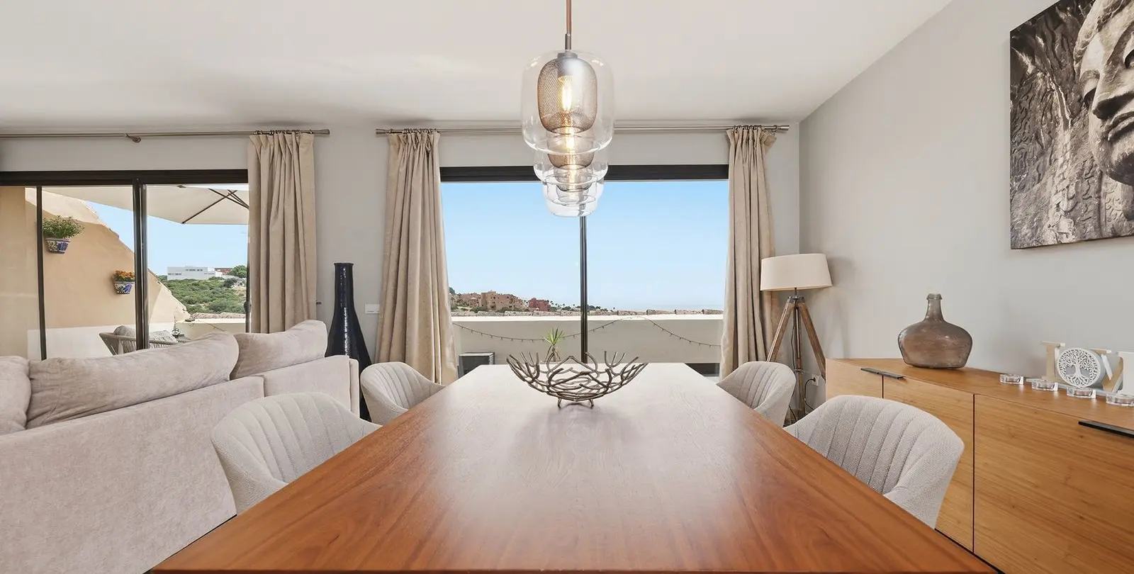 Sale of penthouse in La Duquesa 14
