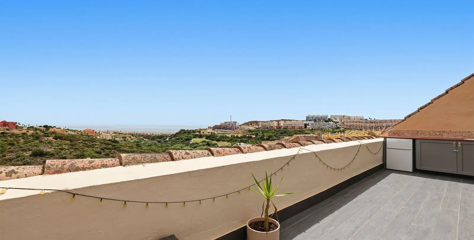 Sale of penthouse in La Duquesa 39