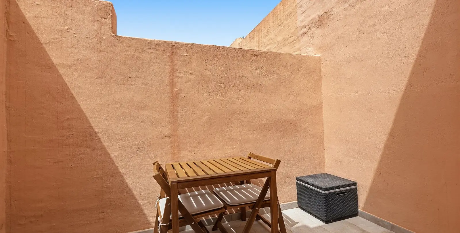 Sale of penthouse in La Duquesa 49