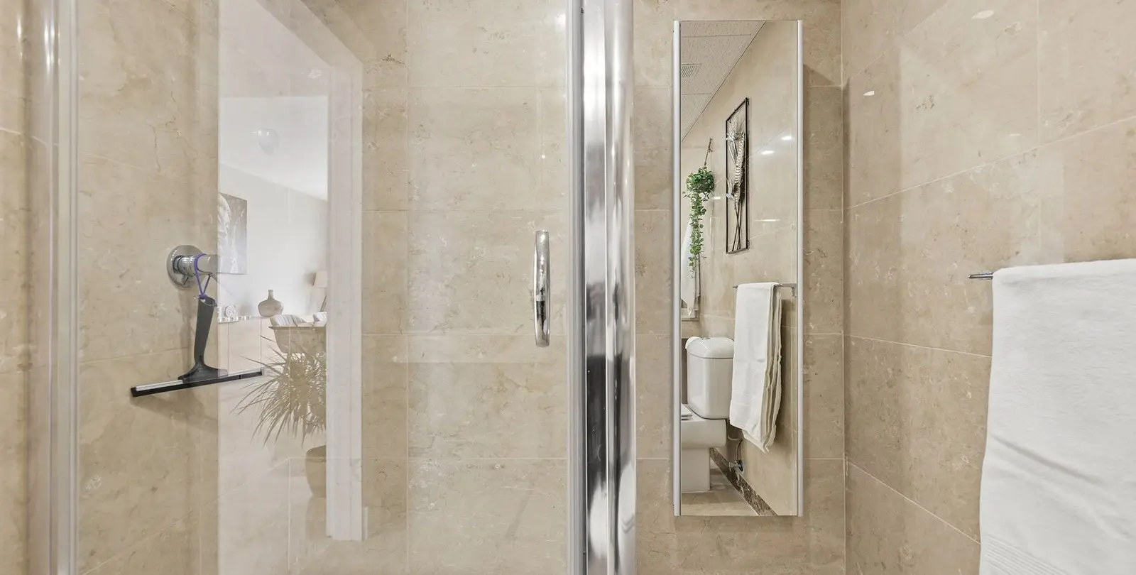 Sale of penthouse in La Duquesa 55