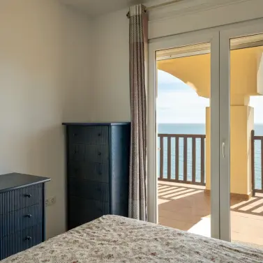 Sale of ground floor apartment in Benalmadena