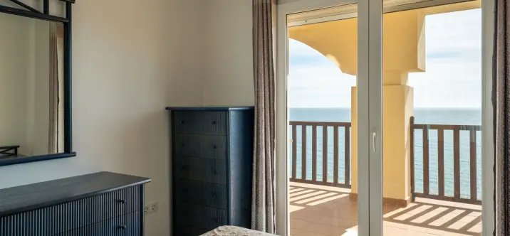 Sale of ground floor apartment in Benalmadena 2
