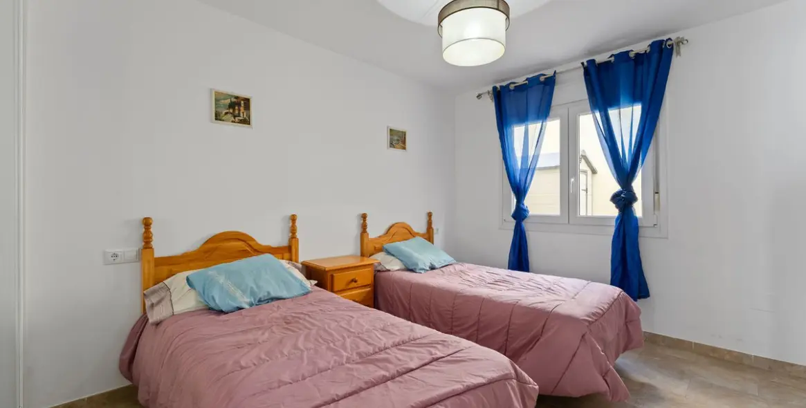 Sale of ground floor apartment in Benalmadena 11