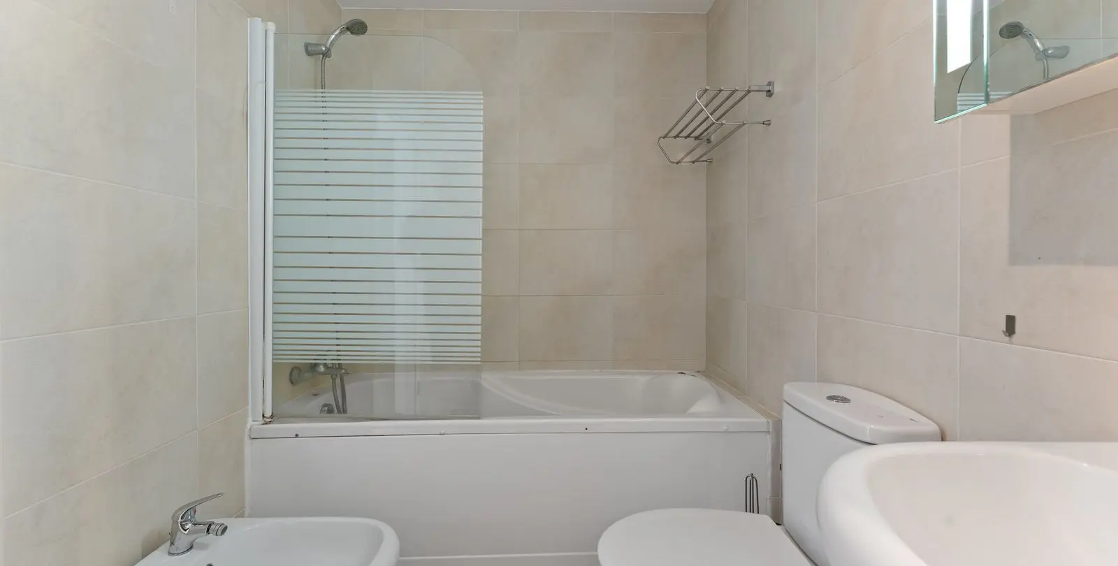 Sale of ground floor apartment in Benalmadena 15