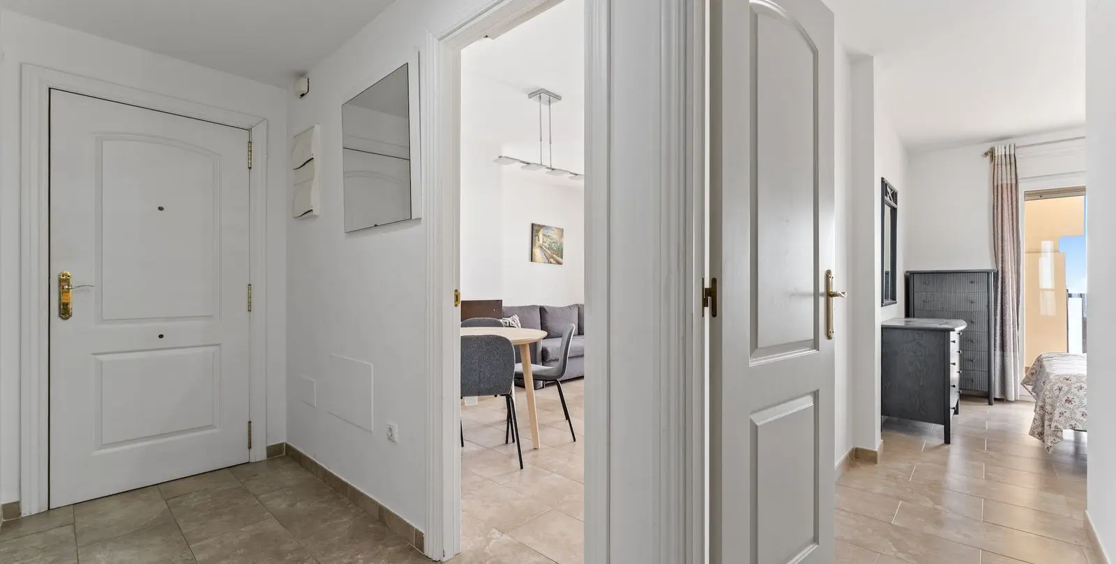 Sale of ground floor apartment in Benalmadena 16