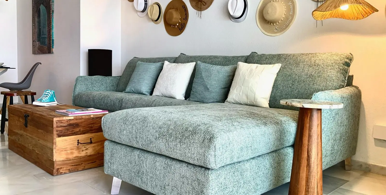 Venta de apartamento en planta media en El Chaparral 11