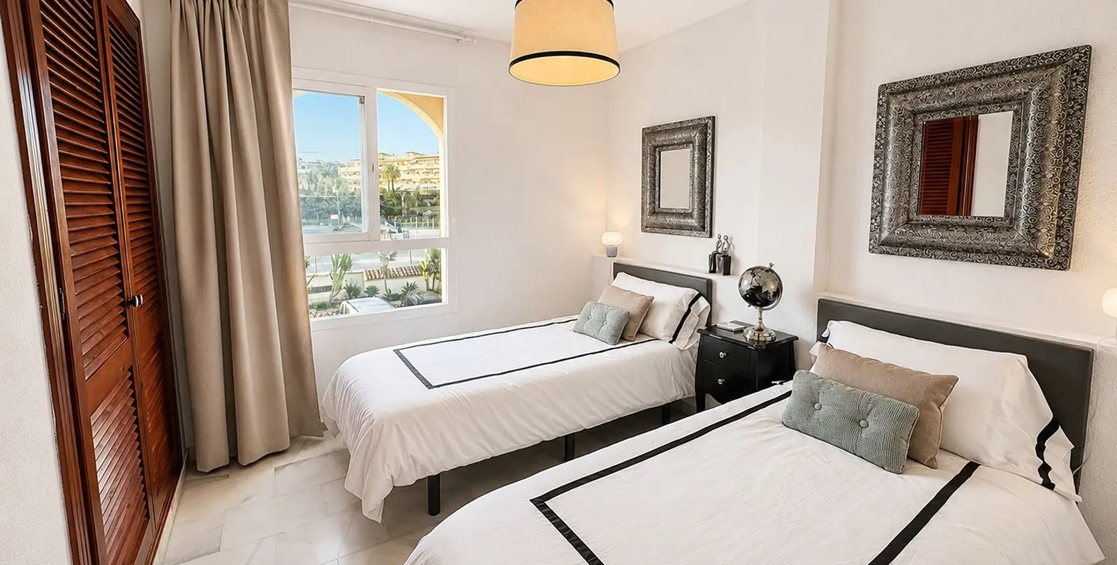 Venta de apartamento en planta media en El Chaparral 25