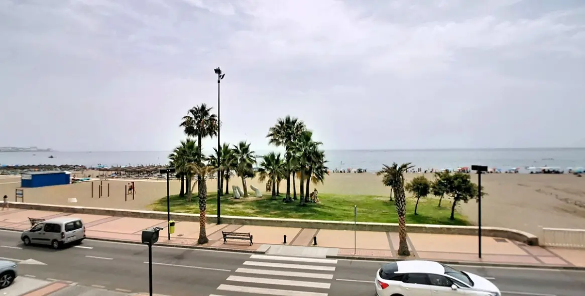 Продажа апартаментов на среднем этаже в Fuengirola 1