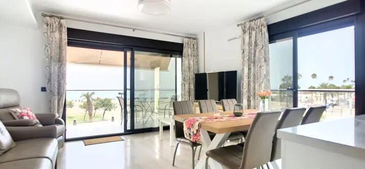 Продажа апартаментов на среднем этаже в Fuengirola 2
