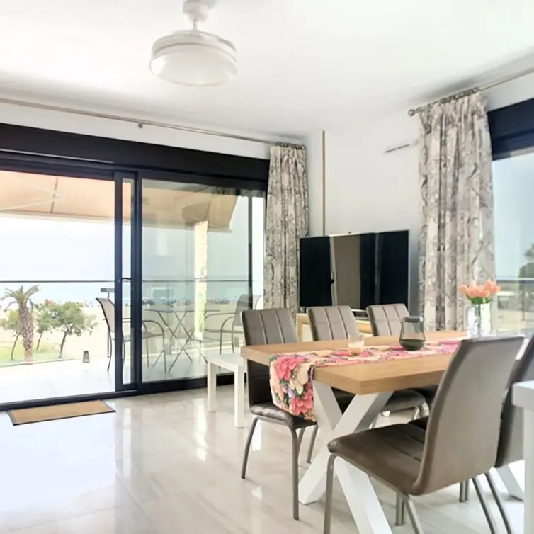 Venta de apartamento en planta media en Fuengirola