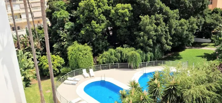 Venta de ático dúplex en La Carihuela 1