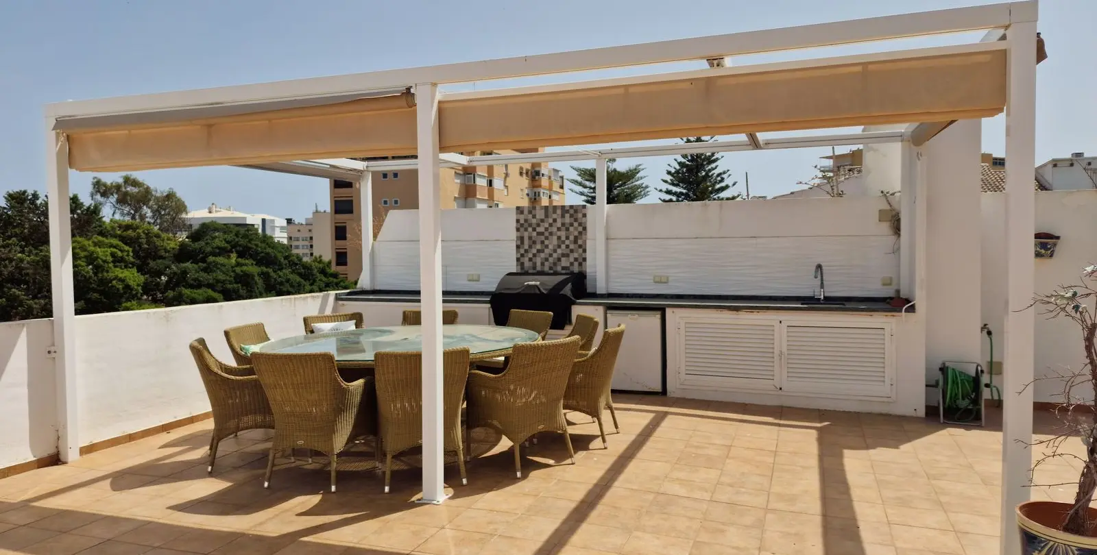 Sale of penthouse duplex in La Carihuela 7