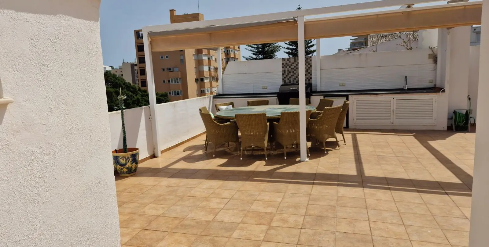 Sale of penthouse duplex in La Carihuela 9