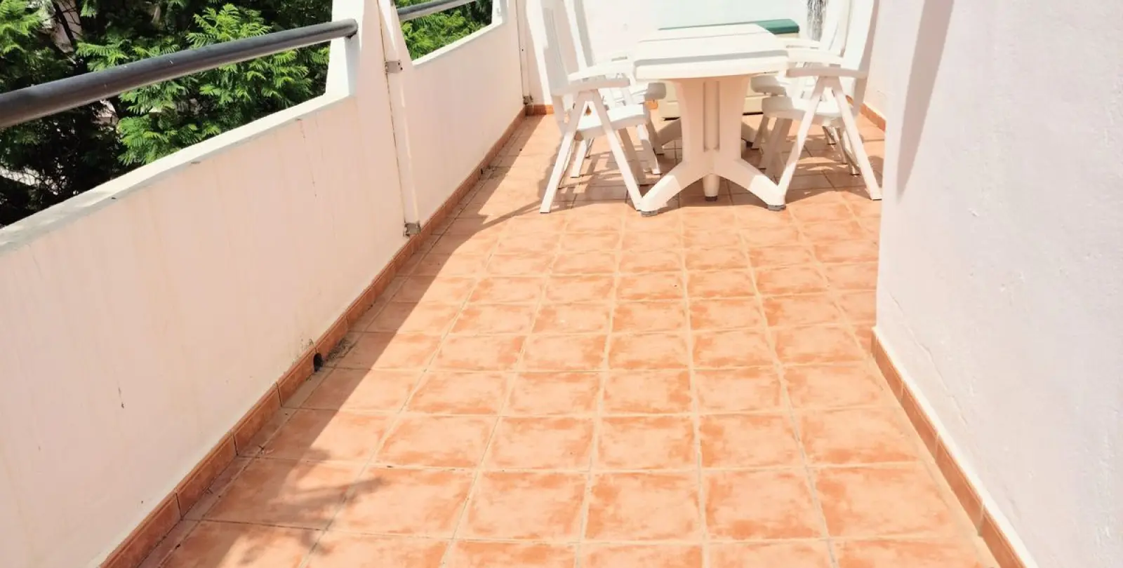 Sale of penthouse duplex in La Carihuela 12