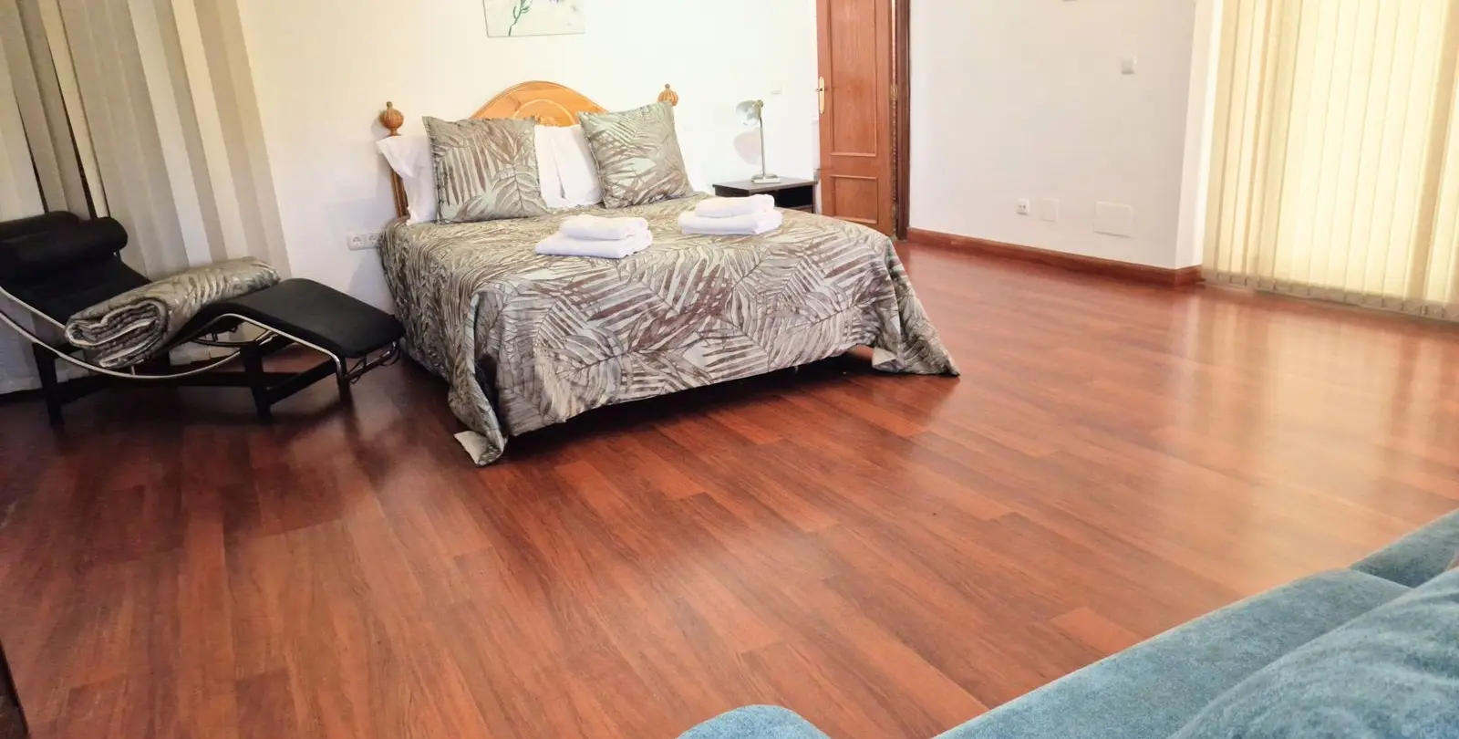 Sale of penthouse duplex in La Carihuela 24