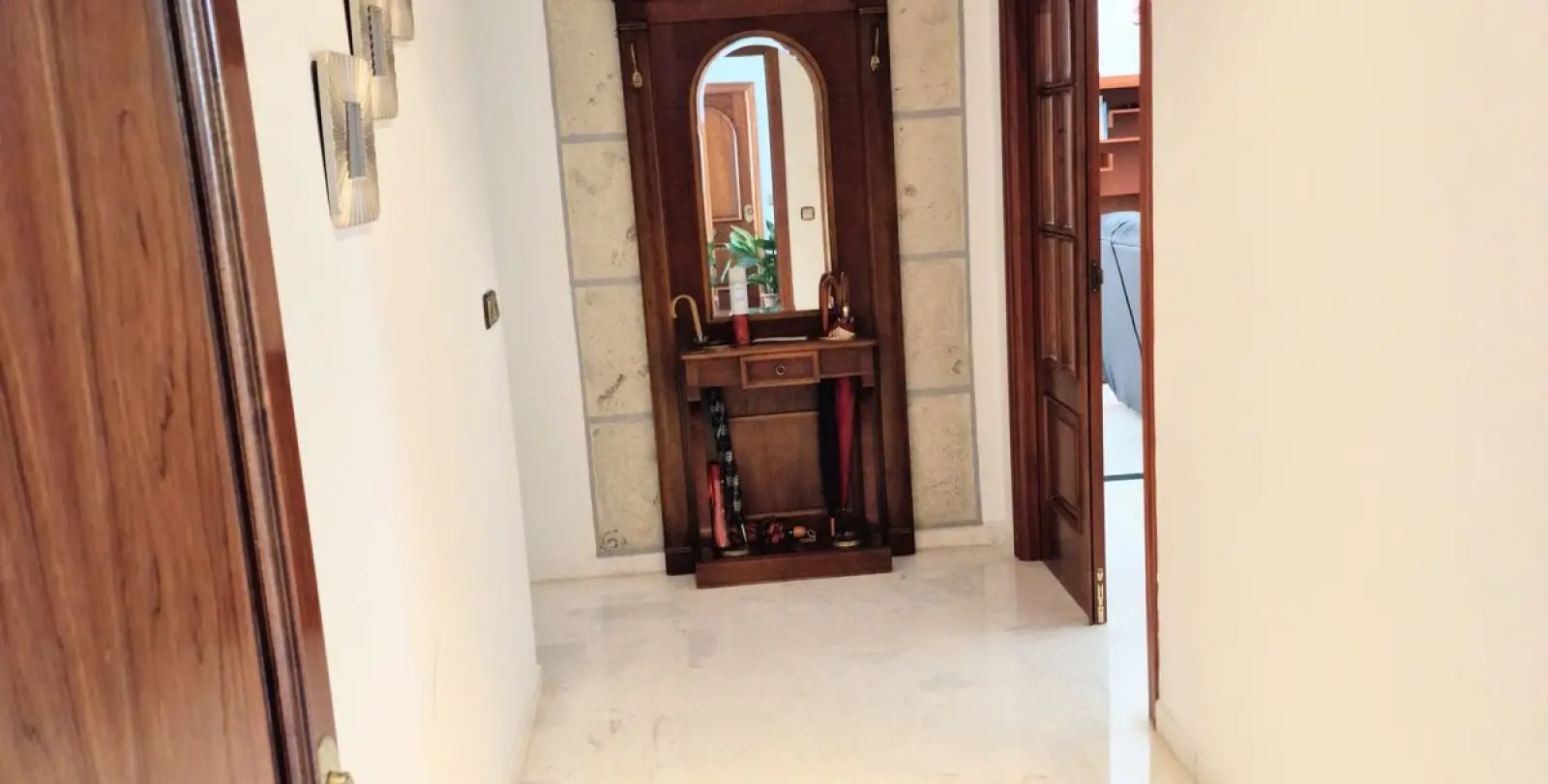Sale of penthouse duplex in La Carihuela 30