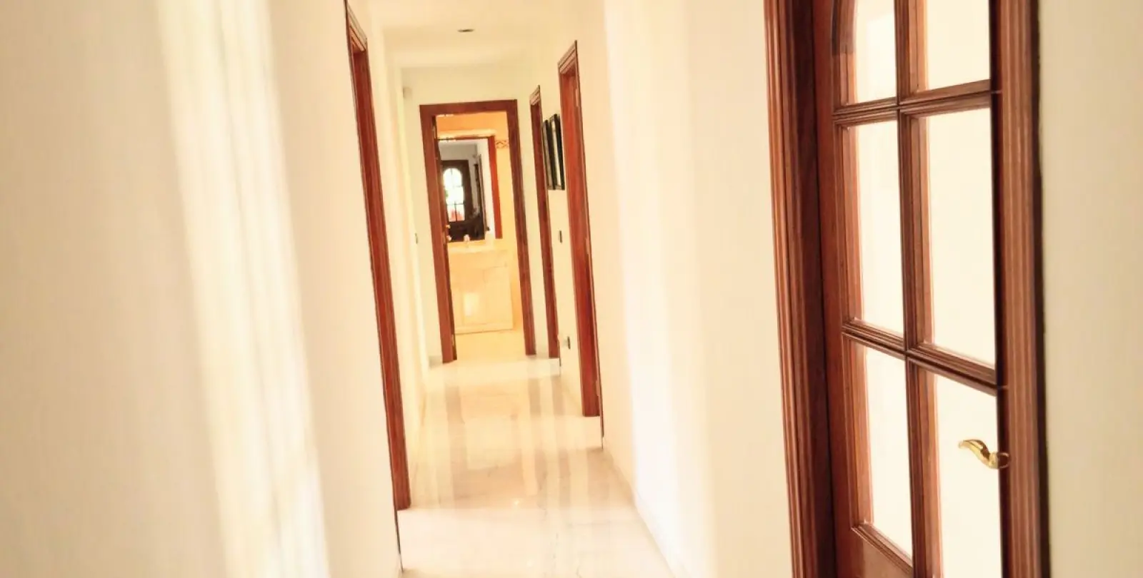 Sale of penthouse duplex in La Carihuela 31