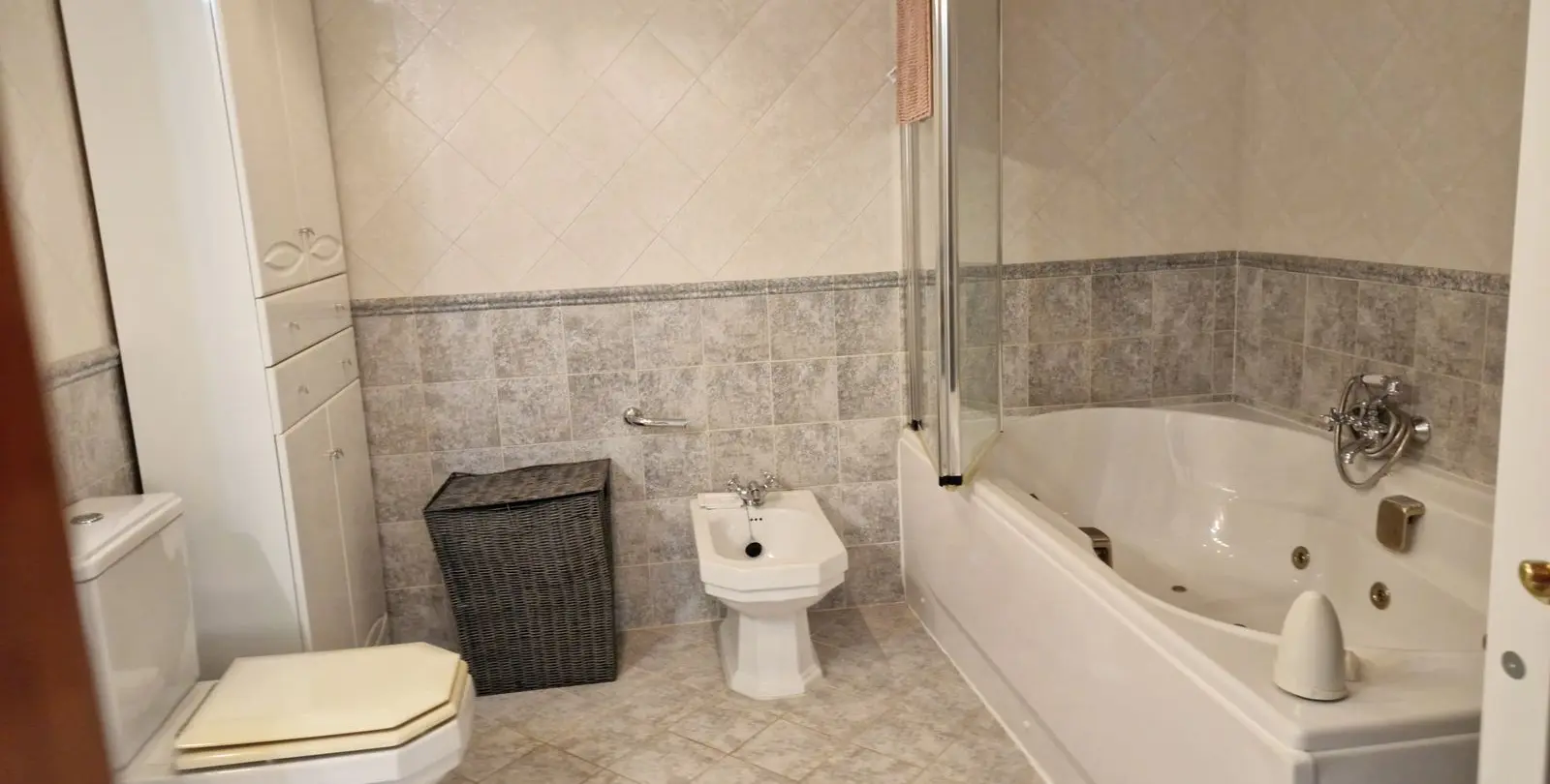 Sale of penthouse duplex in La Carihuela 34