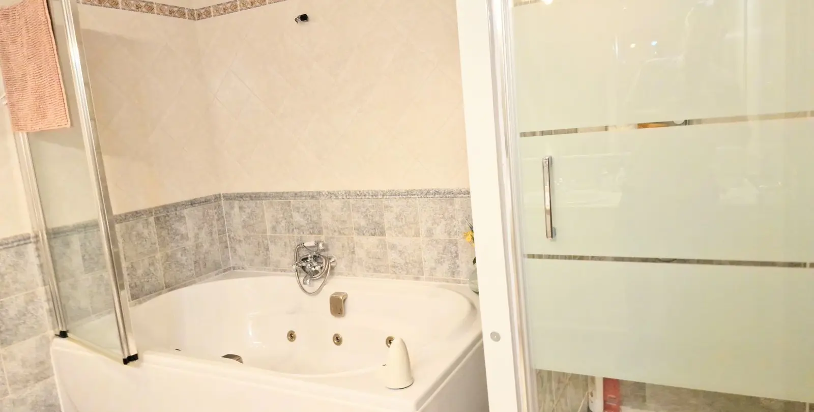 Sale of penthouse duplex in La Carihuela 35