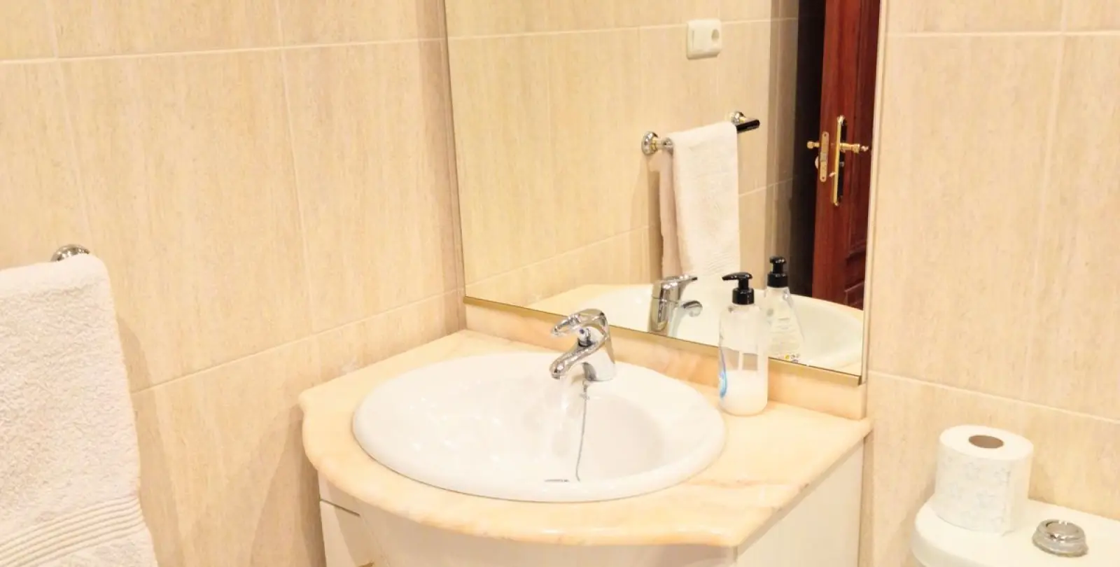 Sale of penthouse duplex in La Carihuela 45