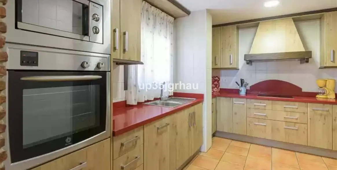 Venta de villa independiente en Estepona 13