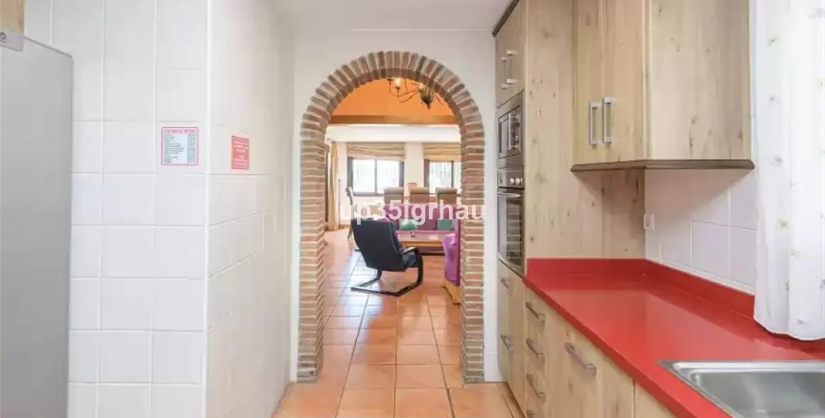 Venta de villa independiente en Estepona 15