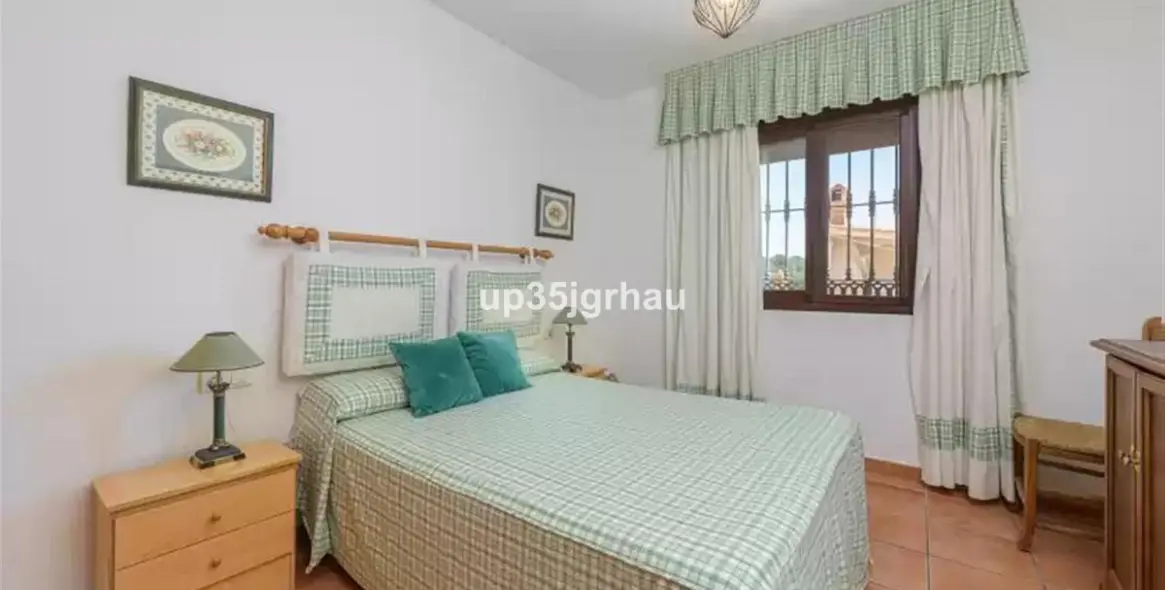 Venta de villa independiente en Estepona 21