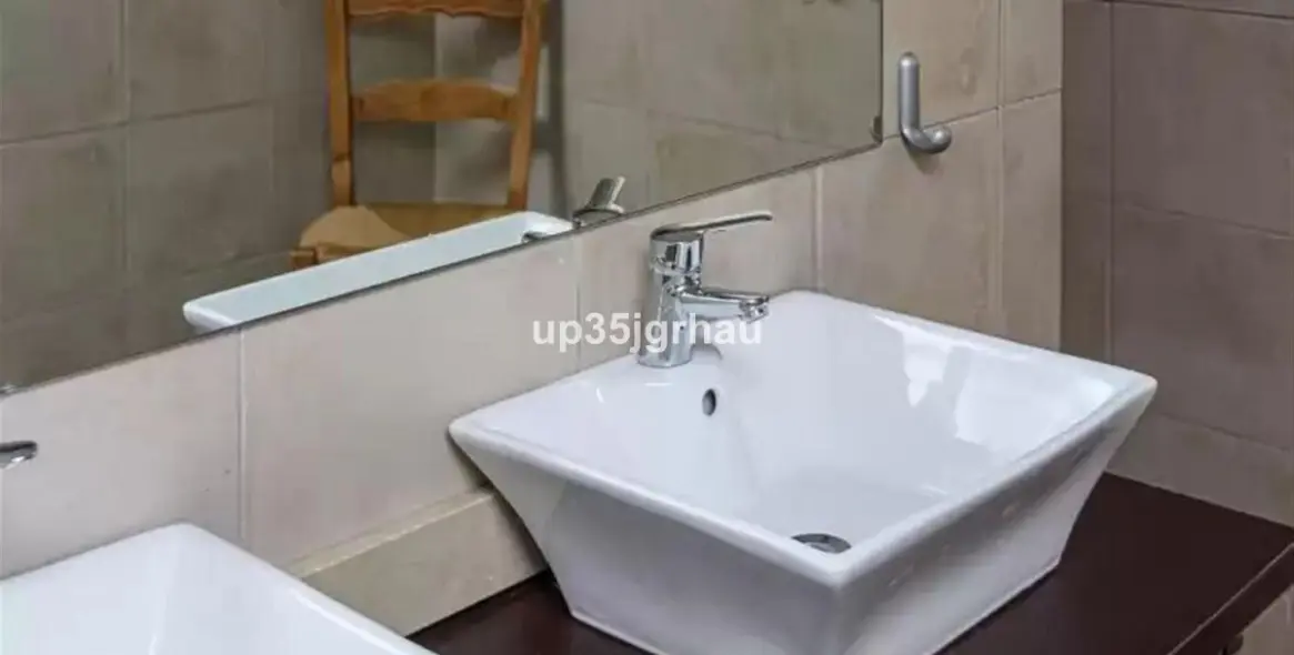 Venta de villa independiente en Estepona 36
