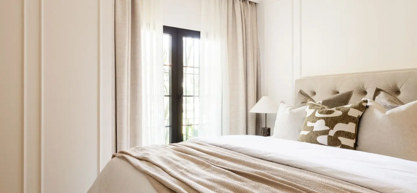 Sale of middle floor apartment in Nueva Andalucía 3
