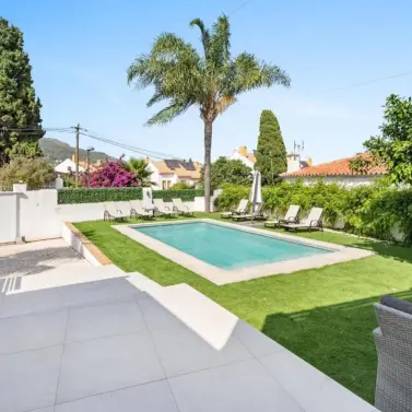 Venta de villa independiente en Marbella