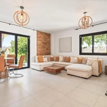 Venta de villa independiente en Marbella
