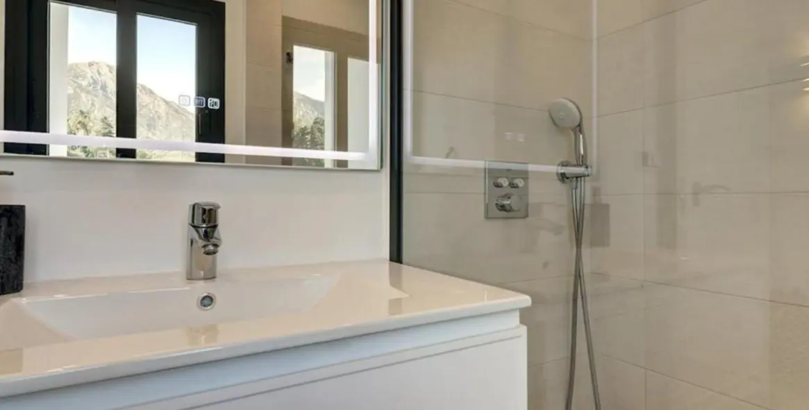 Venta de villa independiente en Marbella 34
