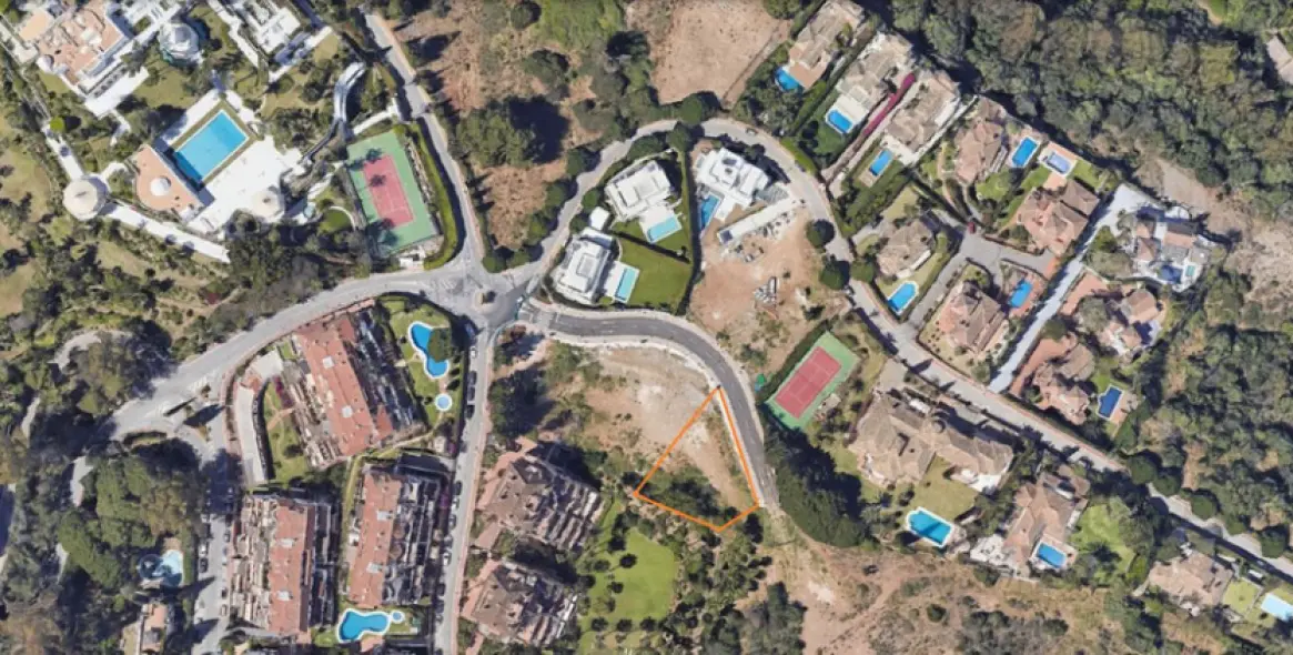 Venta de parcela residencial en The Golden Mile 5
