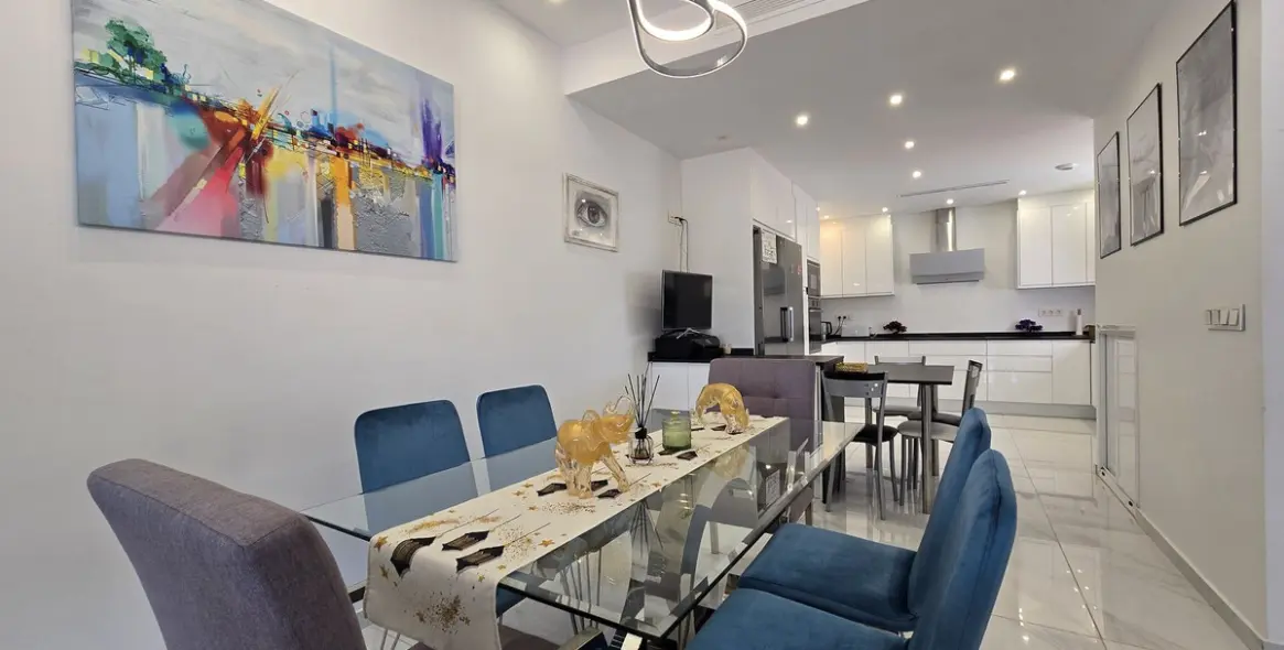 Venta de complejo de apartamentos en San Pedro de Alcántara 10