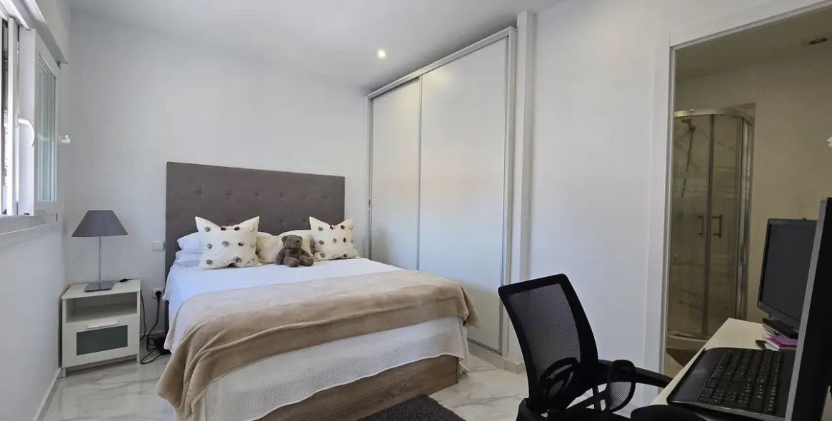 Venta de complejo de apartamentos en San Pedro de Alcántara 24