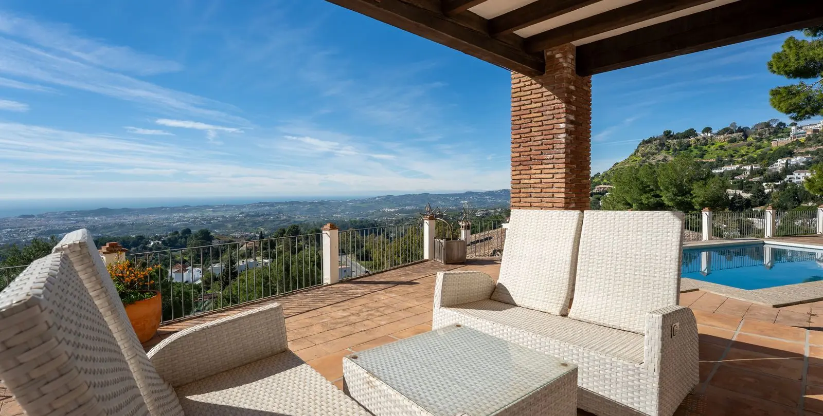 Sale of detached villa in Mijas 2