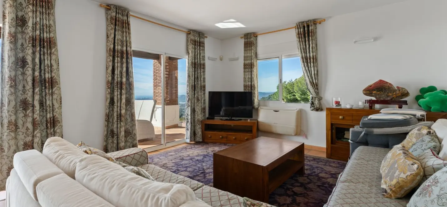 Sale of detached villa in Mijas 4