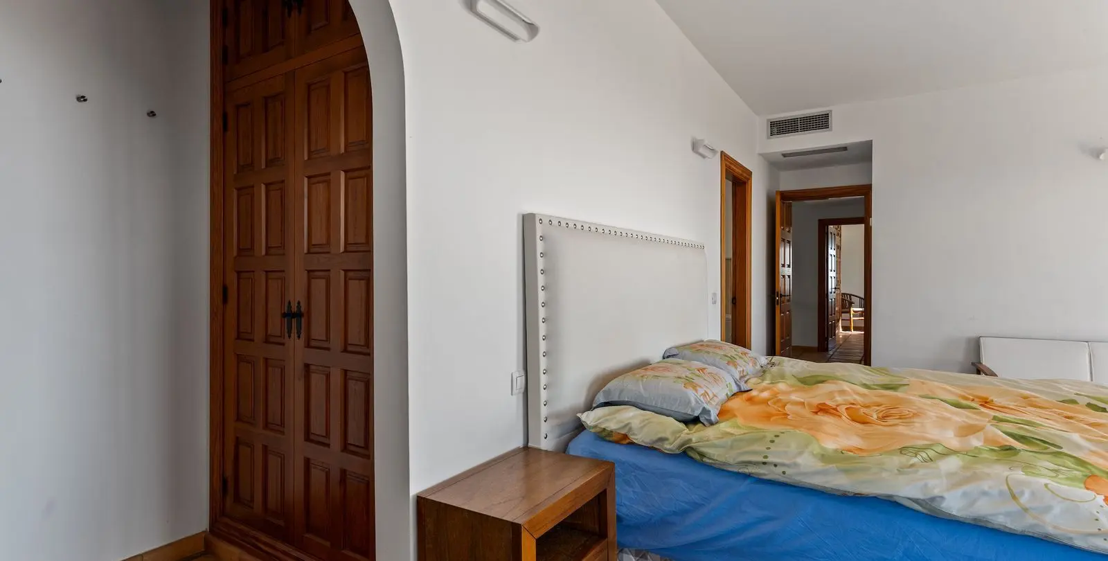Sale of detached villa in Mijas 32