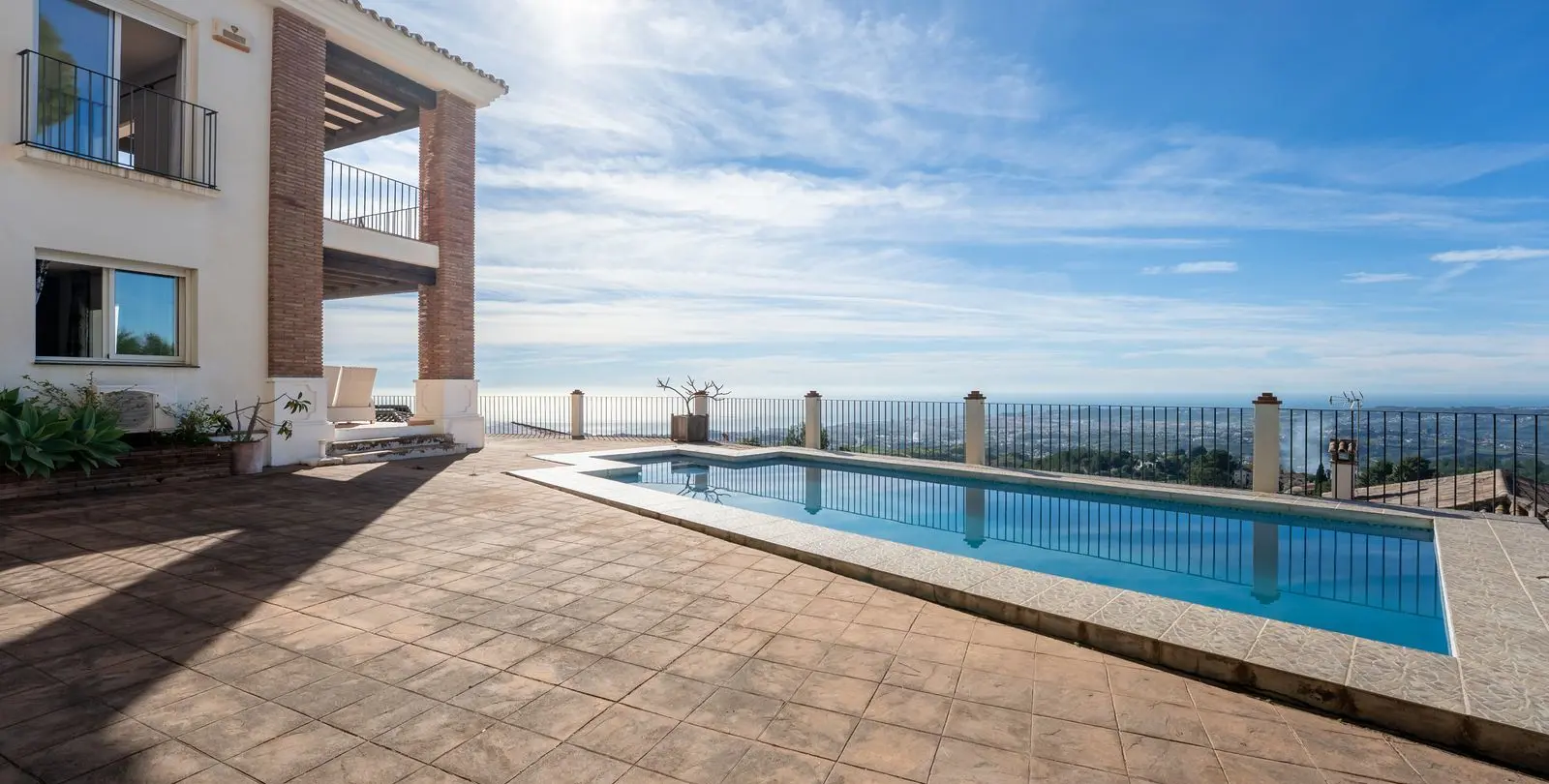 Sale of detached villa in Mijas 34
