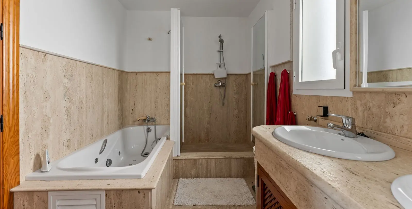 Sale of detached villa in Mijas 43