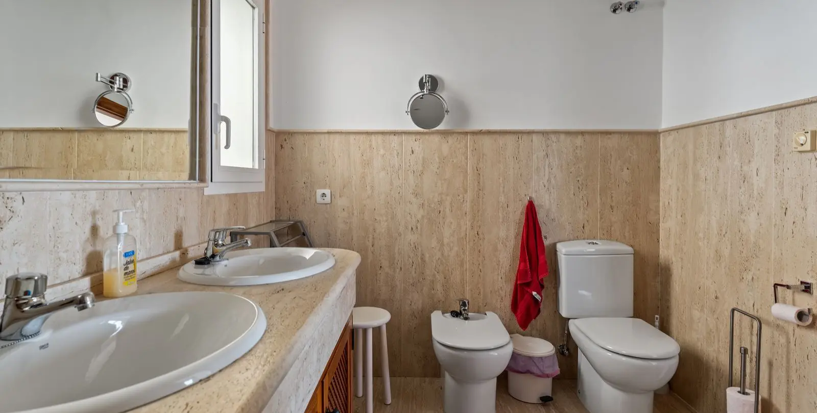 Sale of detached villa in Mijas 44