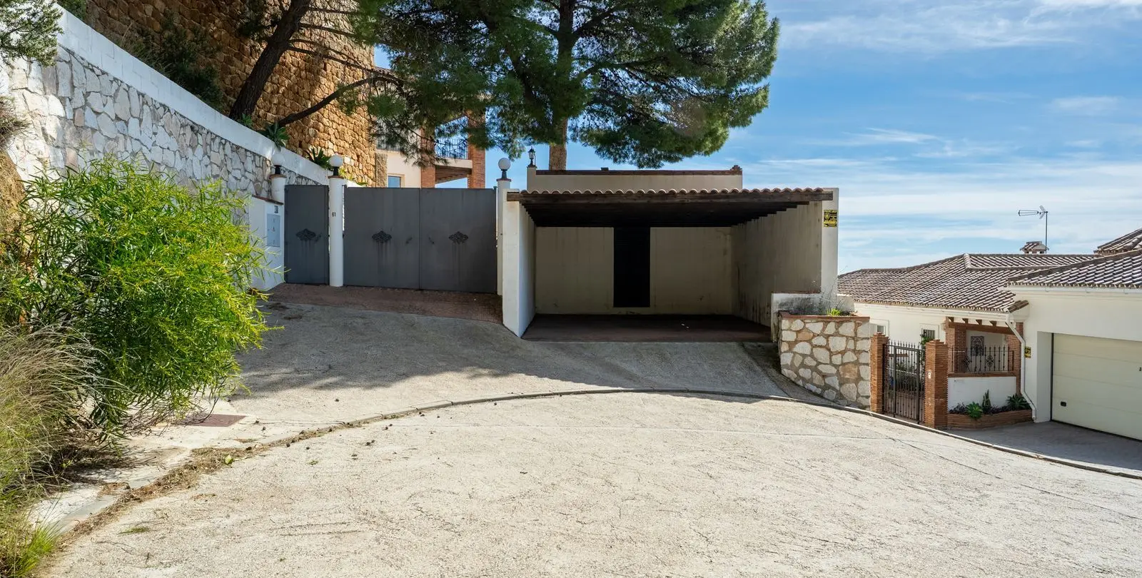Sale of detached villa in Mijas 54