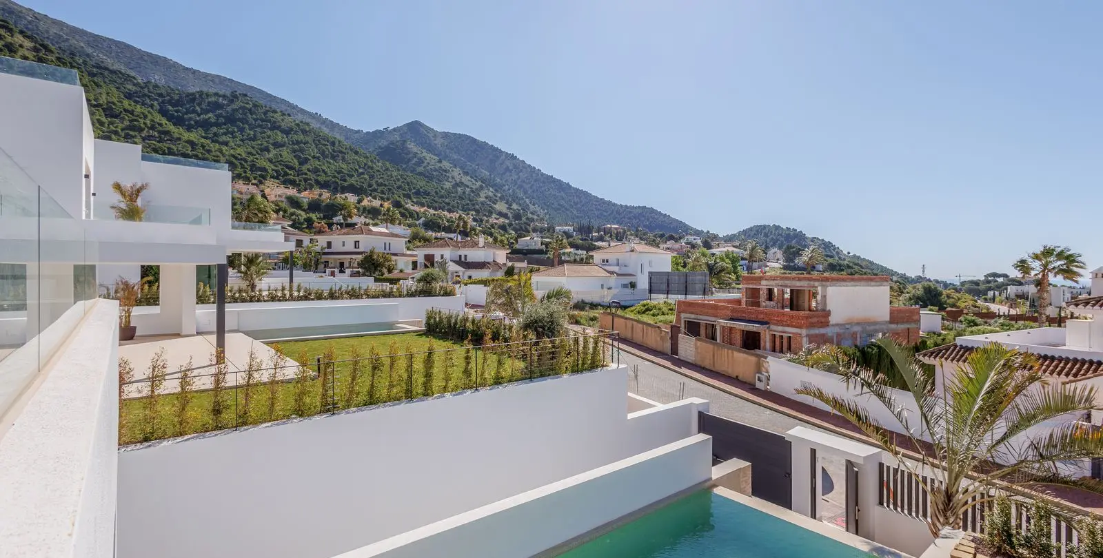 Продажа  отдельно стоящей виллы в Mijas 27